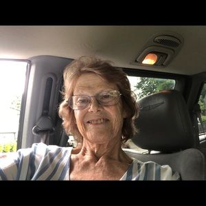 Meet your Posher, Jeana